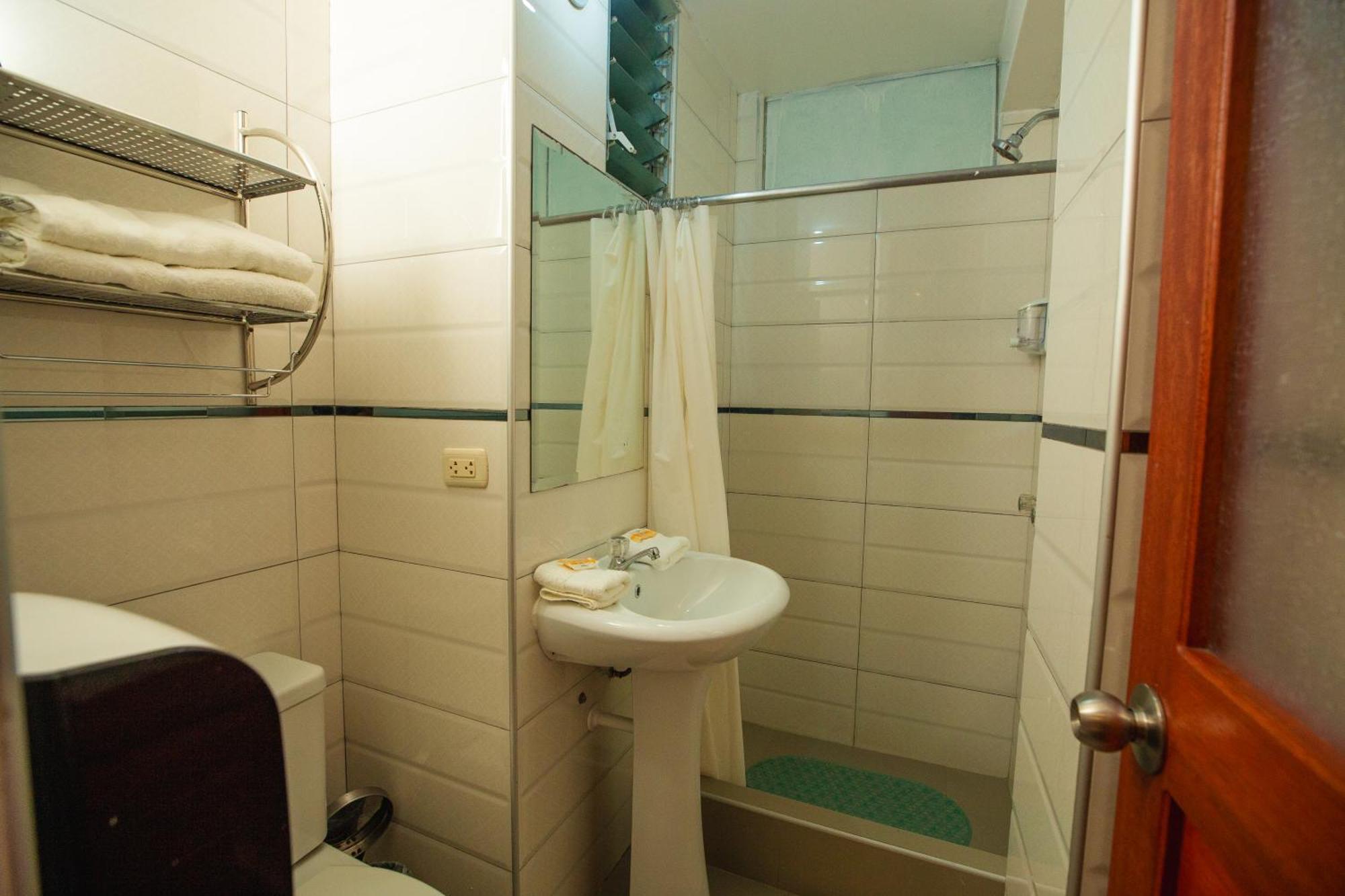 Hotel Ruta Amazonica Machupicchu מראה חיצוני תמונה